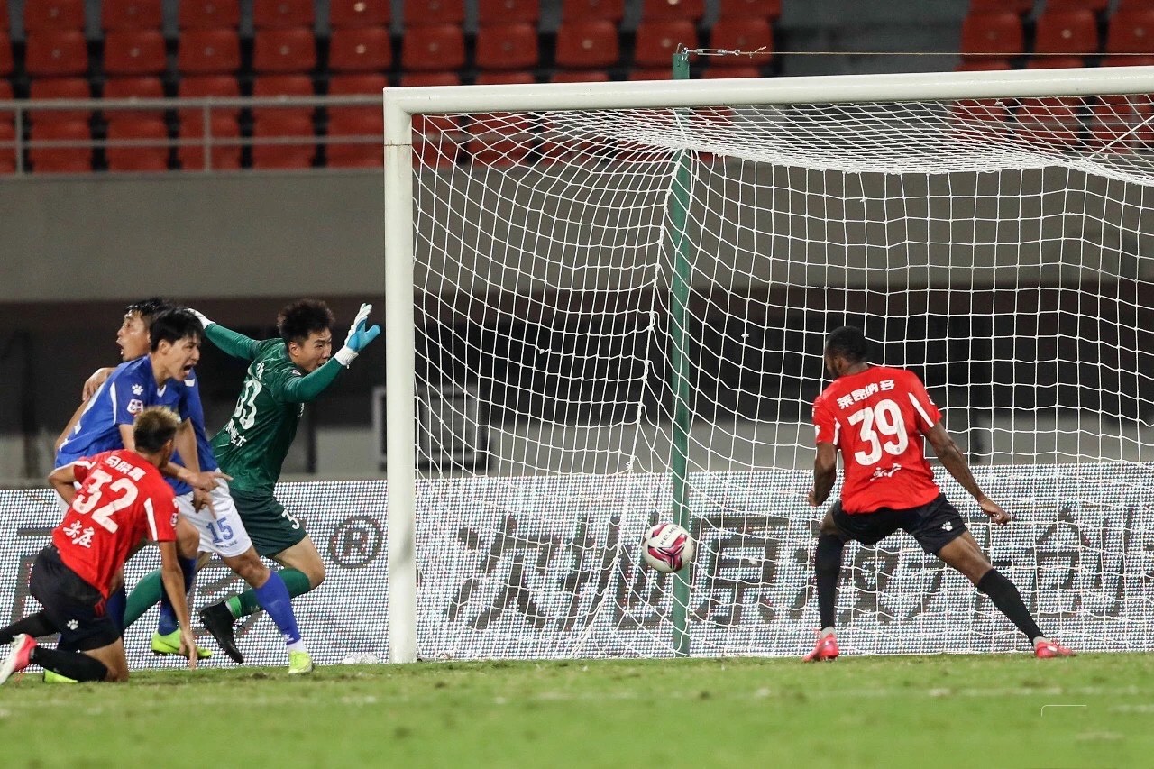 豪取三连胜!本赛季中甲最大黑马出炉 最强升班马搅局冲超局势‘星空综合’(图6)
豪取三连胜!本赛季中甲最大黑马出炉 最强升班马搅局冲超局势‘星空综合’(图6)